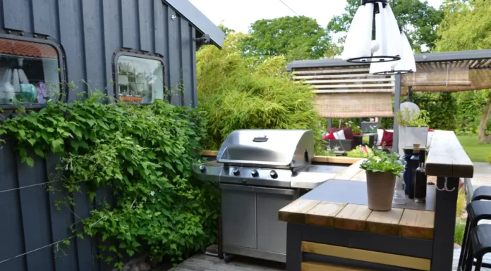 10 Innovative Outdoor Kitchen Ideas for Your Next Backyard Upgrade Outdoor kitchen Ideas