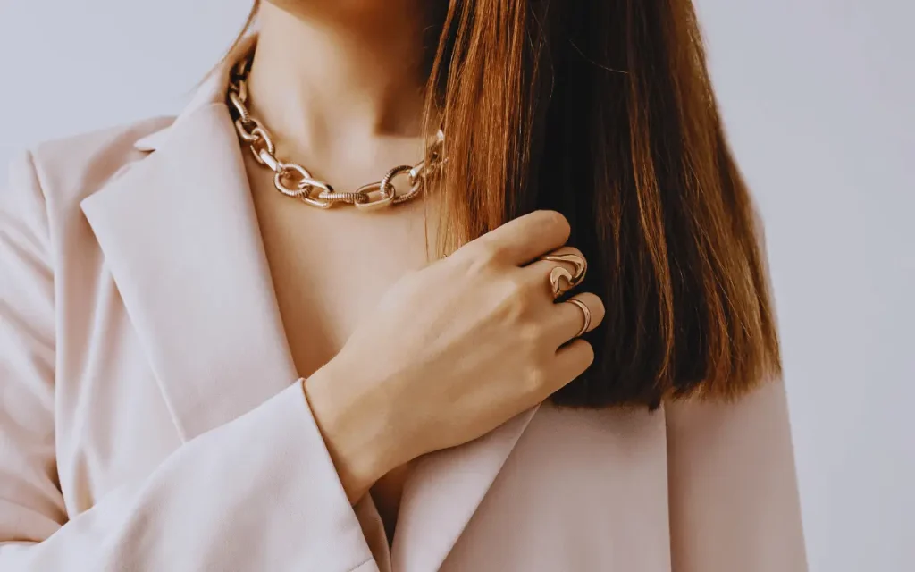 Minimal jewellery