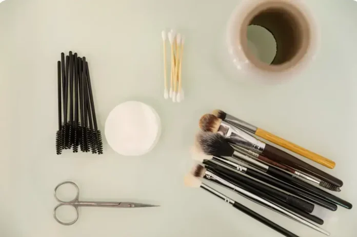 Buying Brow Products: A Guide for Professionals