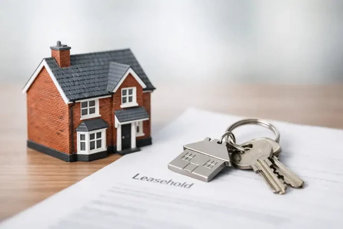 1771255617227_3880 Model house and keys on leasehold document